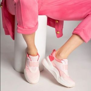 UGG Women's La Flex Sneaker